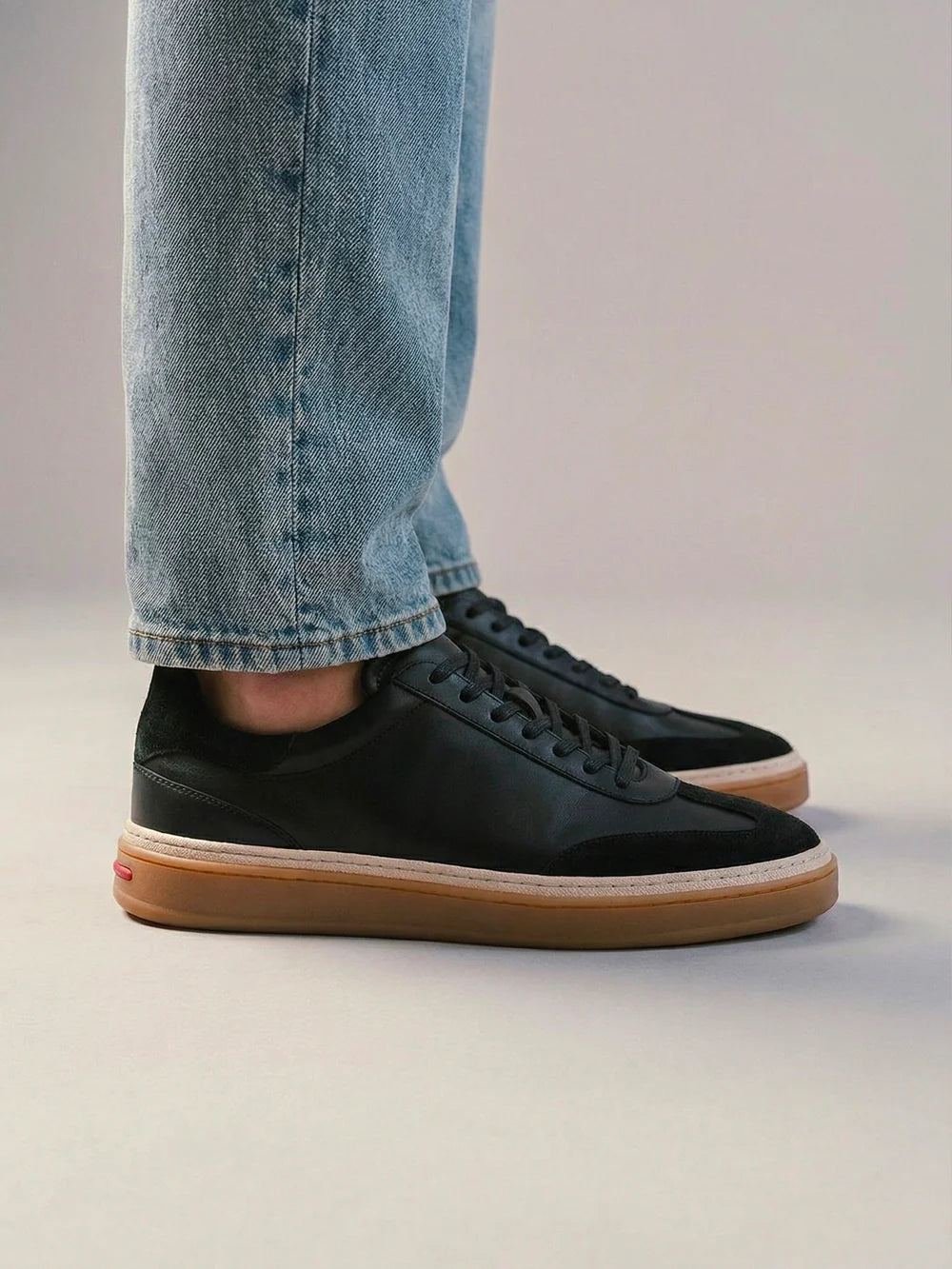 MARCHE EN BASKETS
