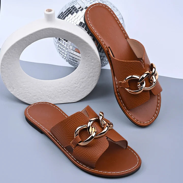 Salina Chain Flats