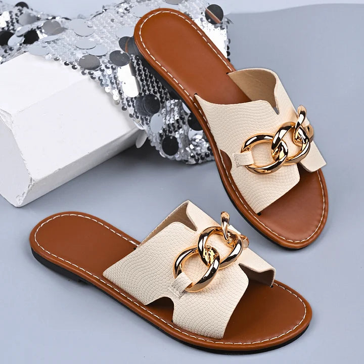 Salina Chain Flats
